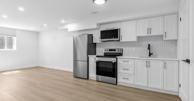 BSMT-51 Monarchy Street, Barrie, ON, L4M 7K1 - 6