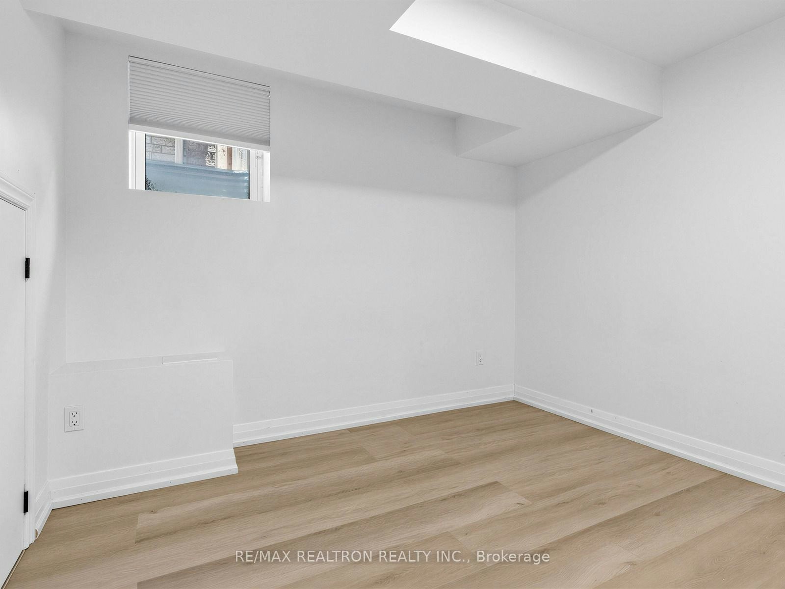 BSMT-51 Monarchy Street, Barrie, ON, L4M 7K1 - 14