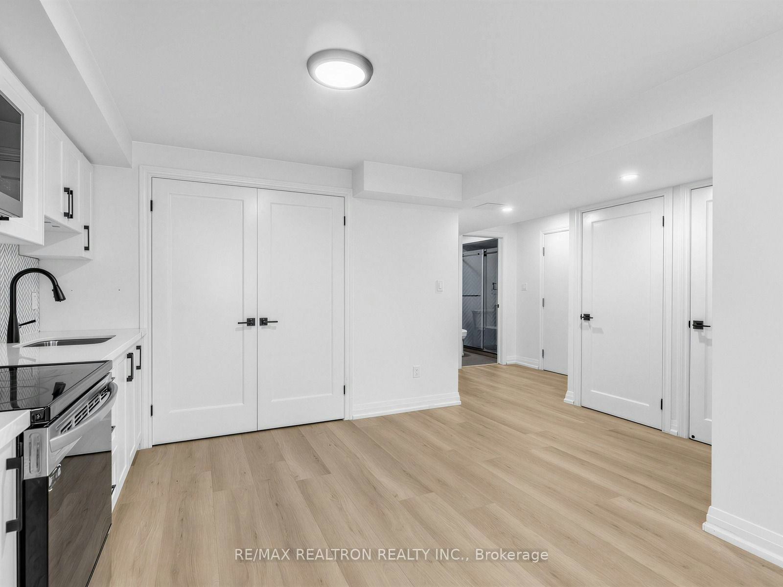 BSMT-51 Monarchy Street, Barrie, ON, L4M 7K1 - 17