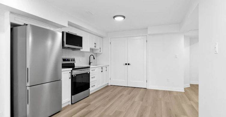 BSMT-51 Monarchy Street, Barrie, ON, L4M 7K1 - 5