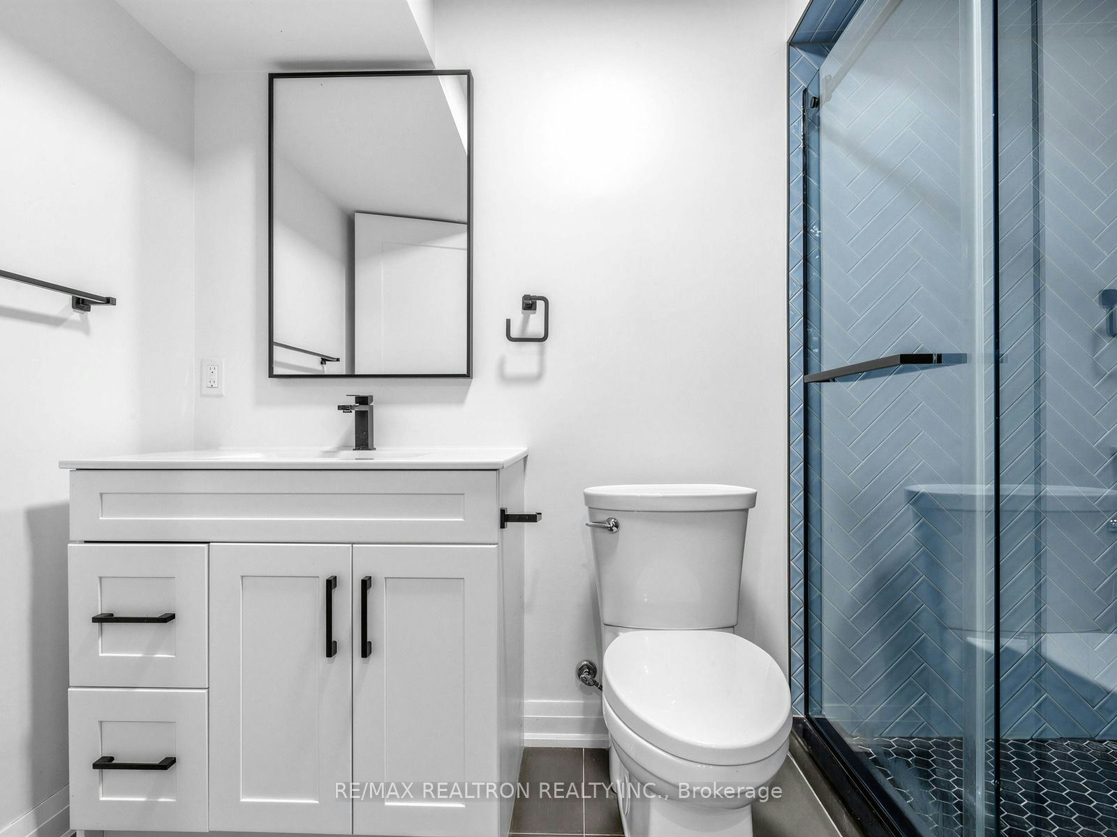 BSMT-51 Monarchy Street, Barrie, ON, L4M 7K1 - 20
