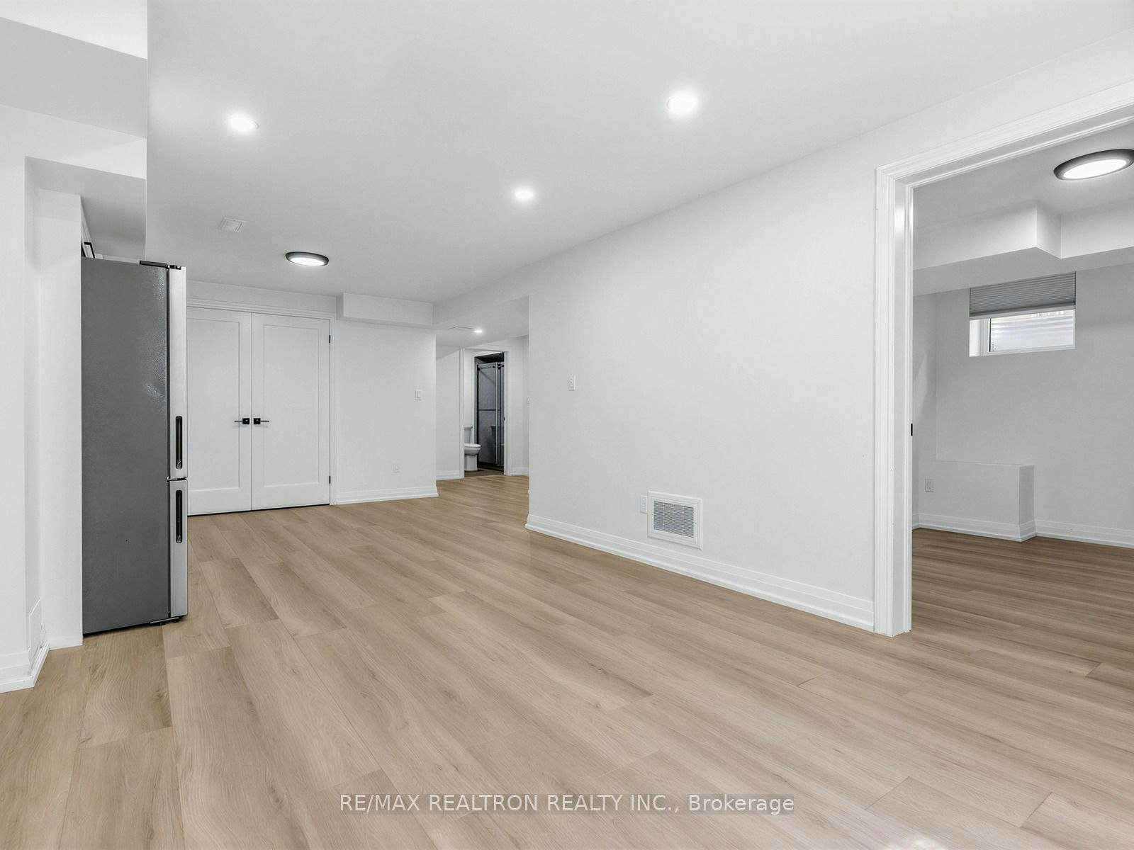 BSMT-51 Monarchy Street, Barrie, ON, L4M 7K1 - 9