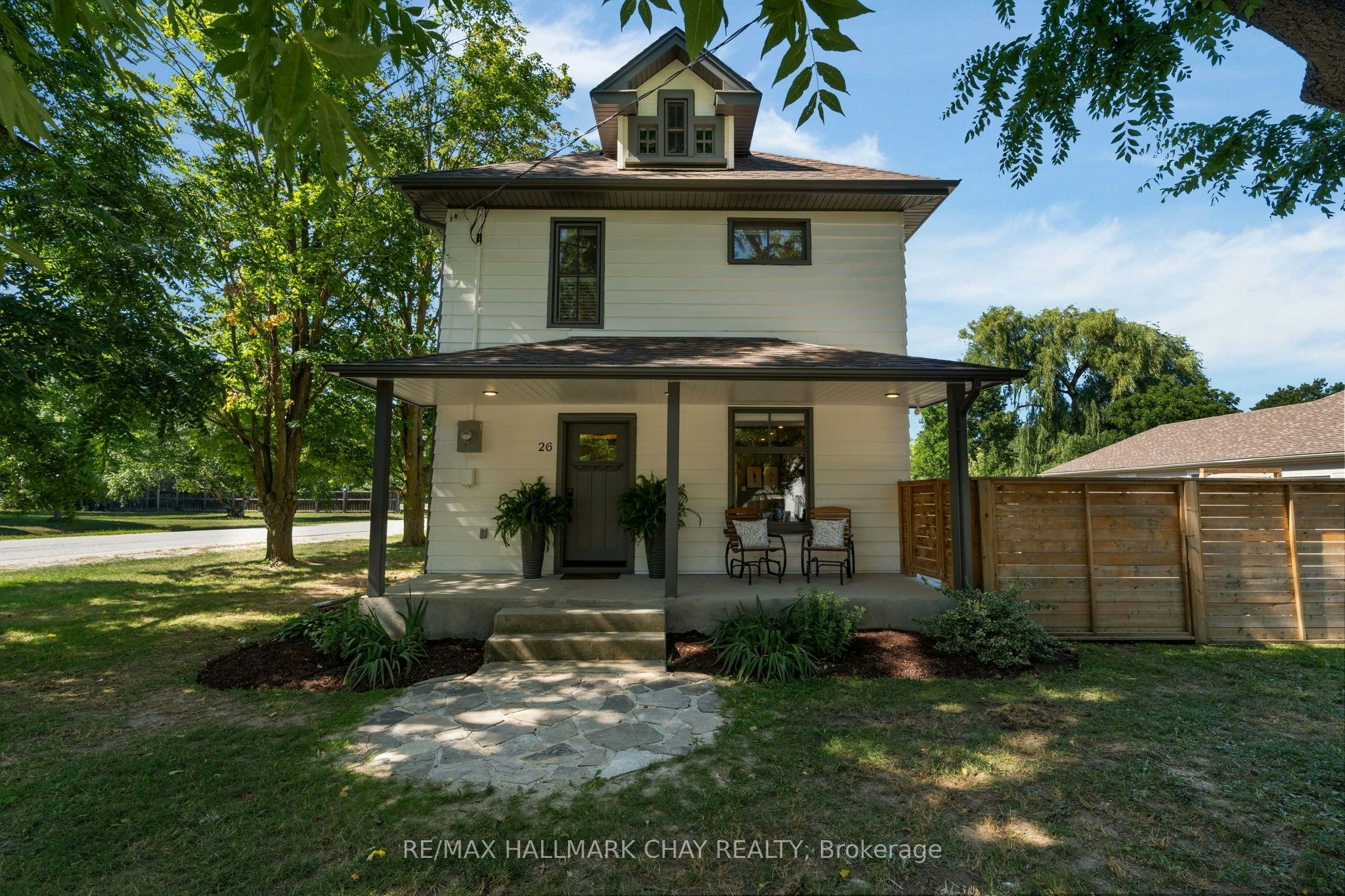 26 Edward Street W, Clearview, ON, L0M 1G0