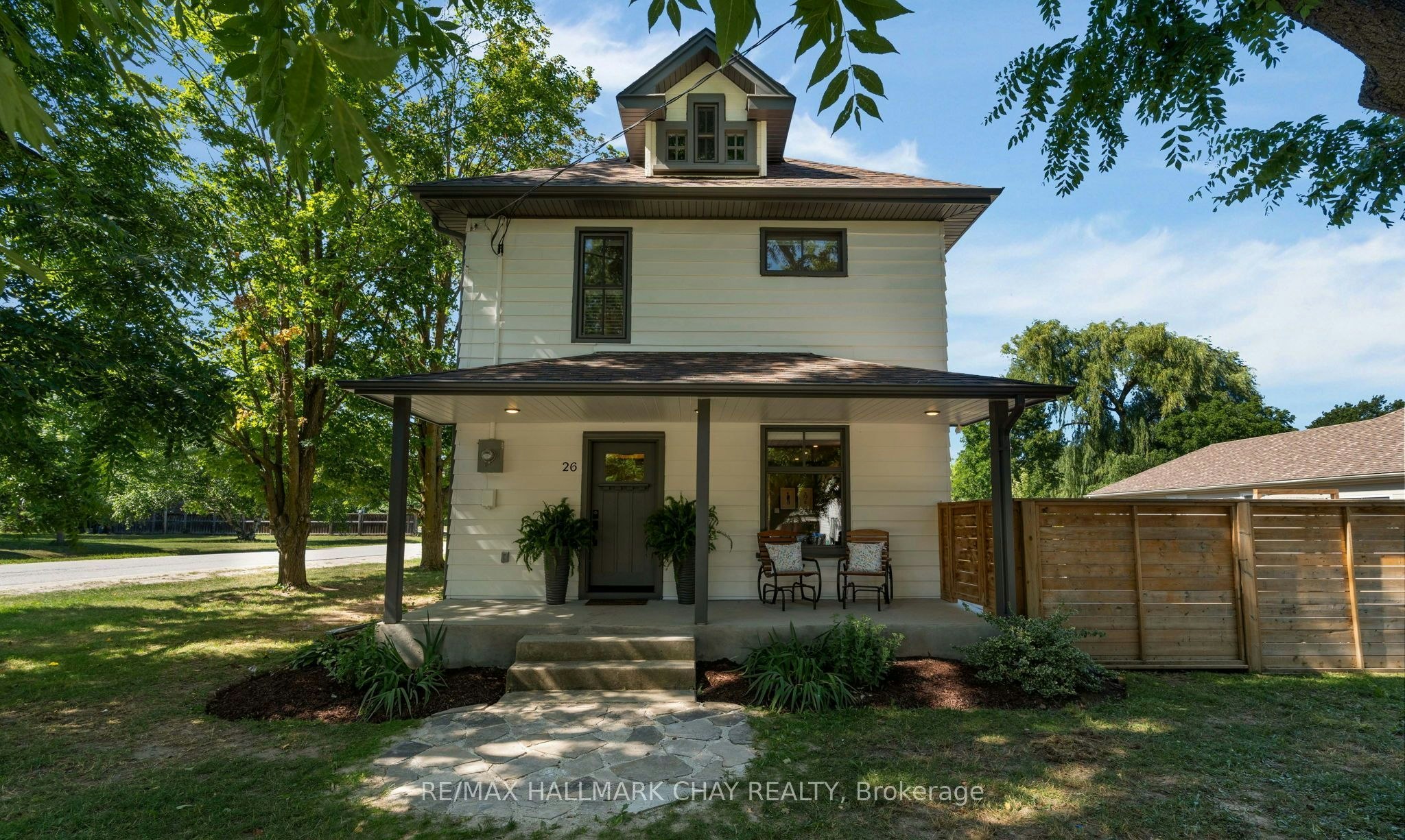 26 Edward Street W, Clearview, ON, L0M 1G0