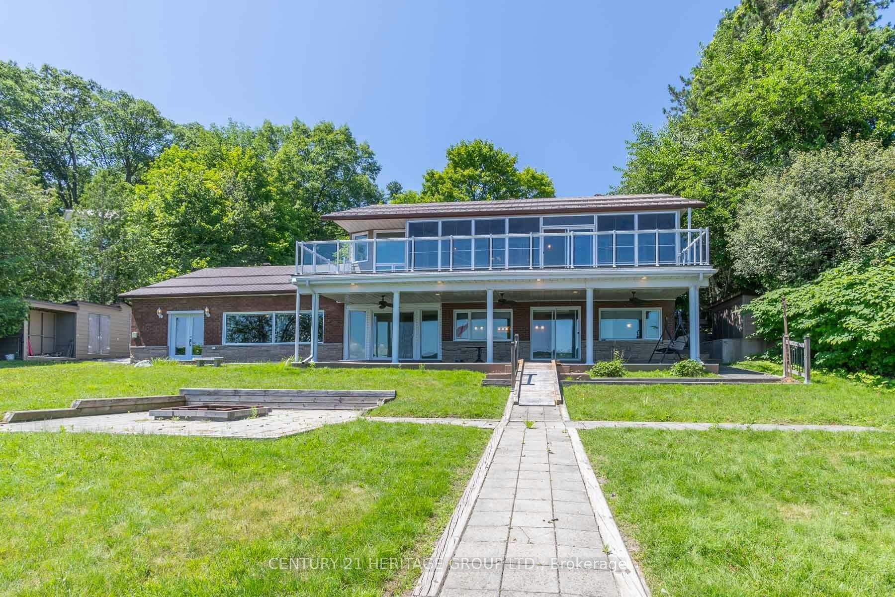405 Champlain Road, Penetanguishene, ON, L9M 1S3
