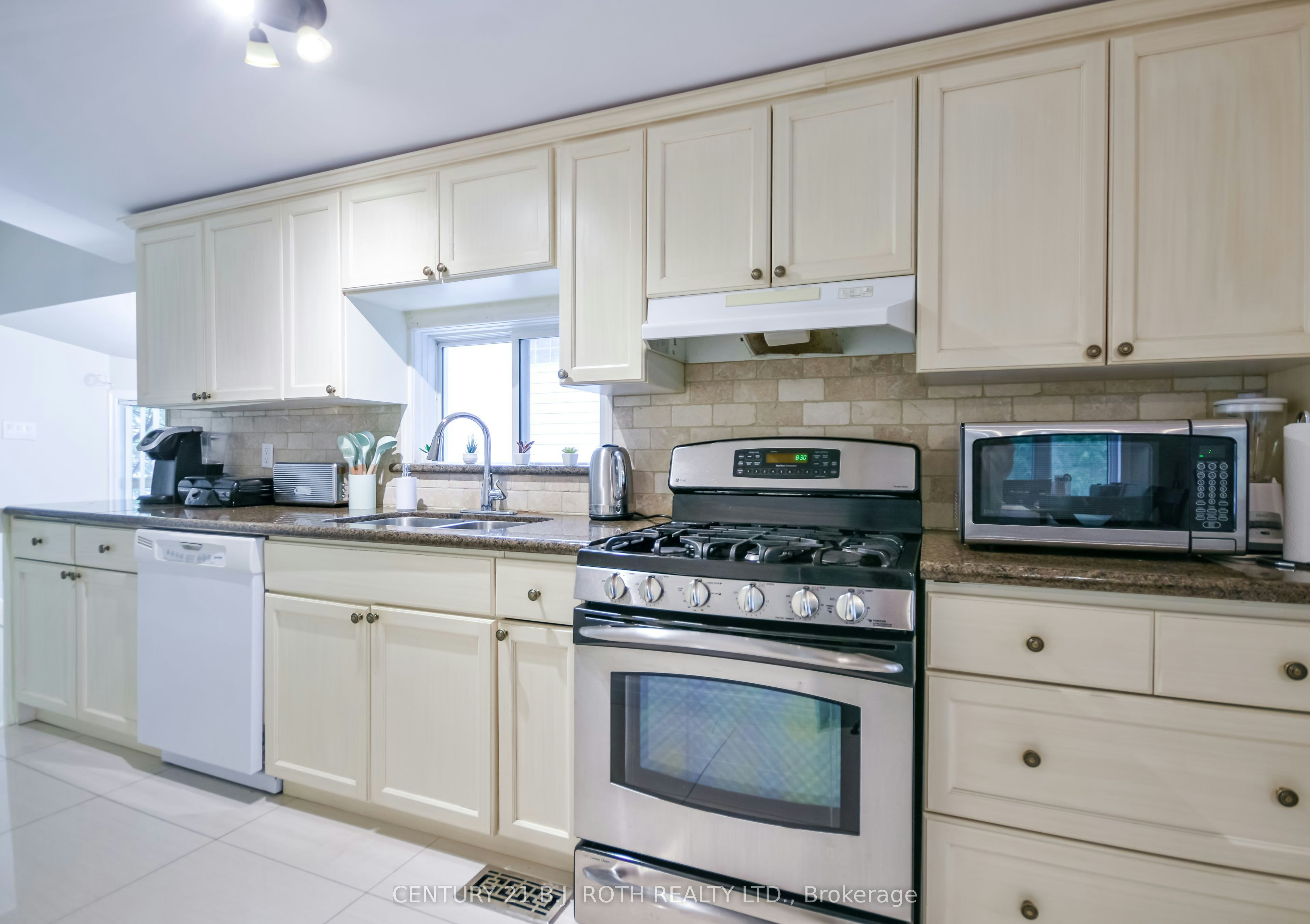 991 Shore Lane, Wasaga Beach, ON, L9Z 2B4 - 29