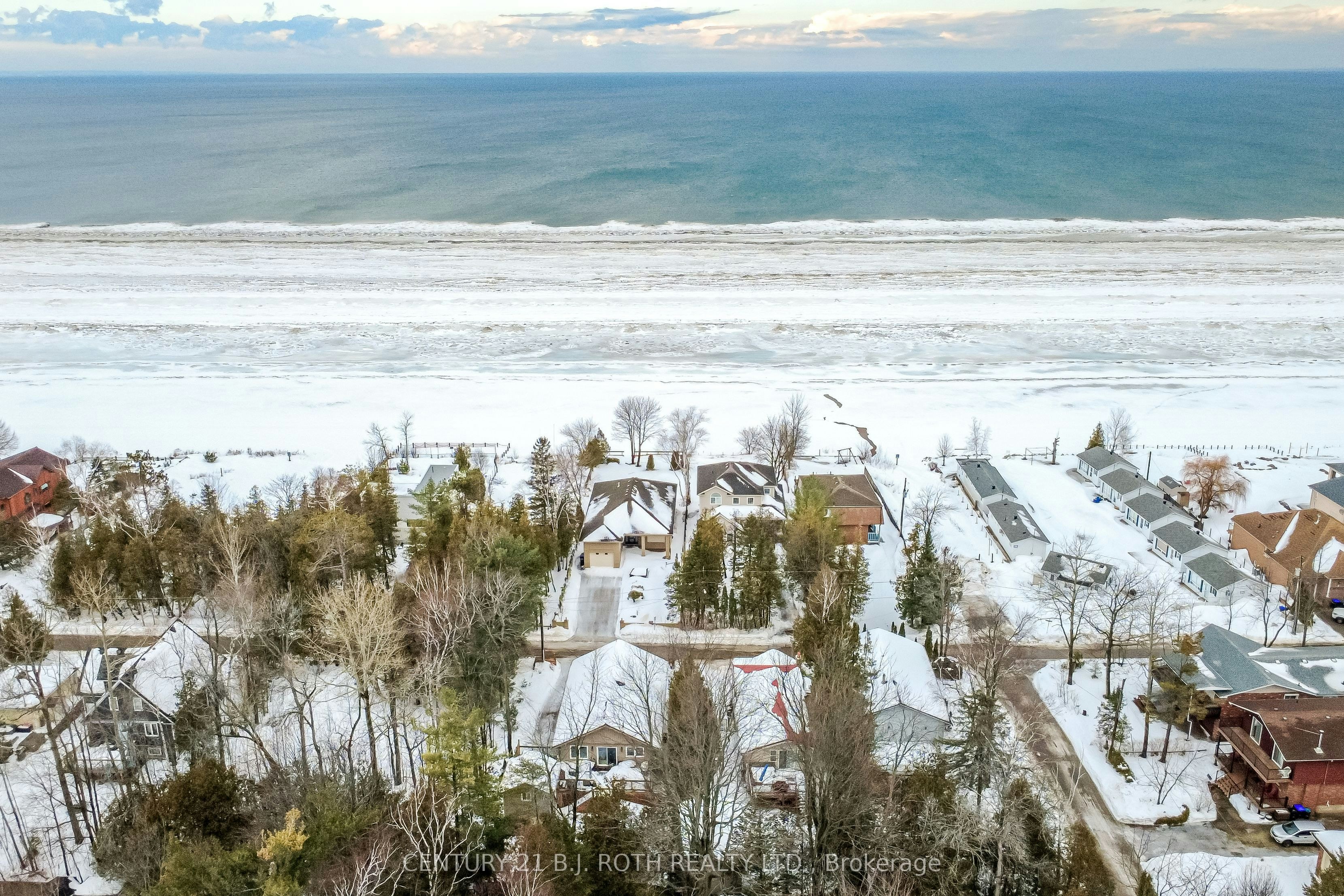 991 Shore Lane, Wasaga Beach, ON, L9Z 2B4 - 3