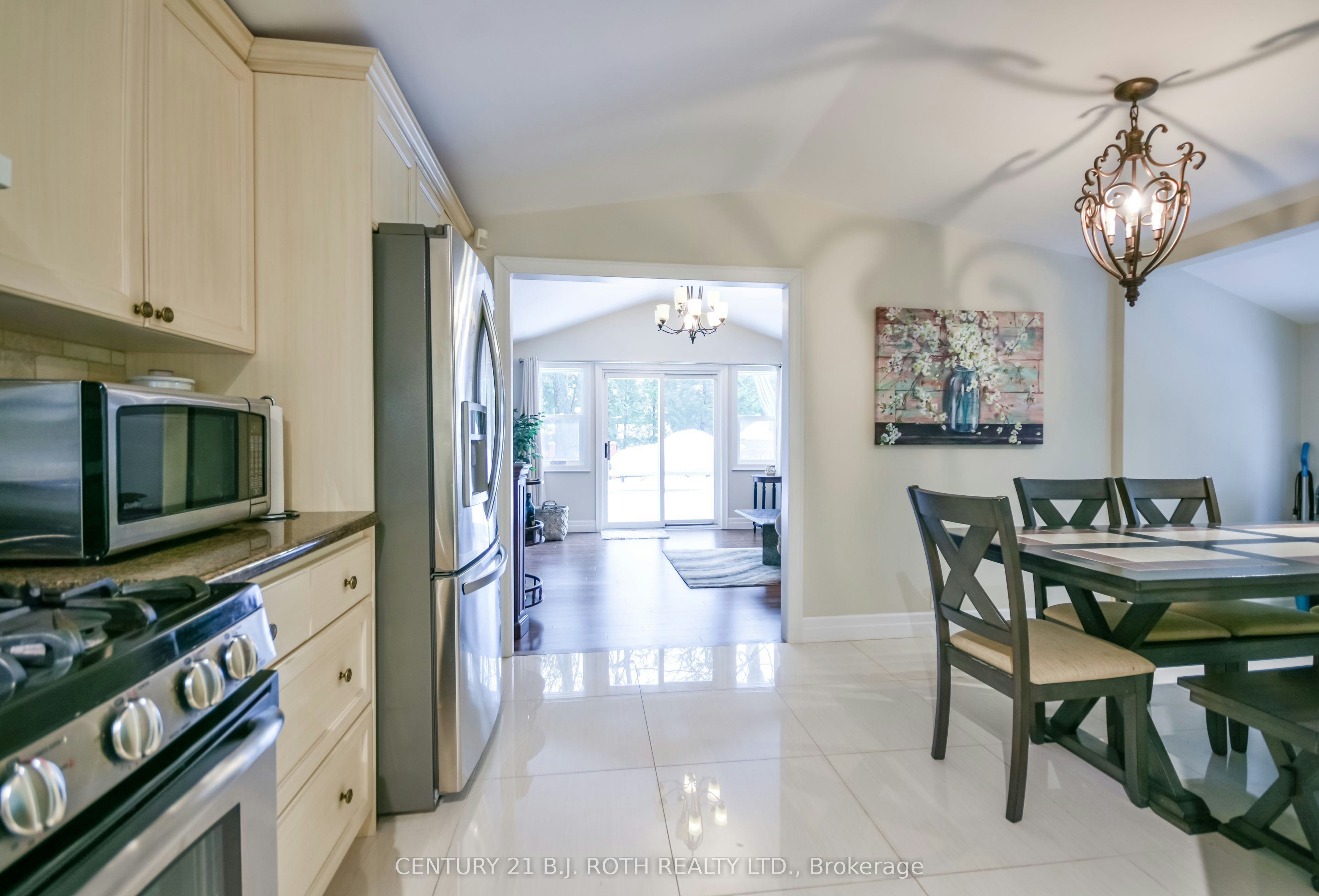 991 Shore Lane, Wasaga Beach, ON, L9Z 2B4 - 32