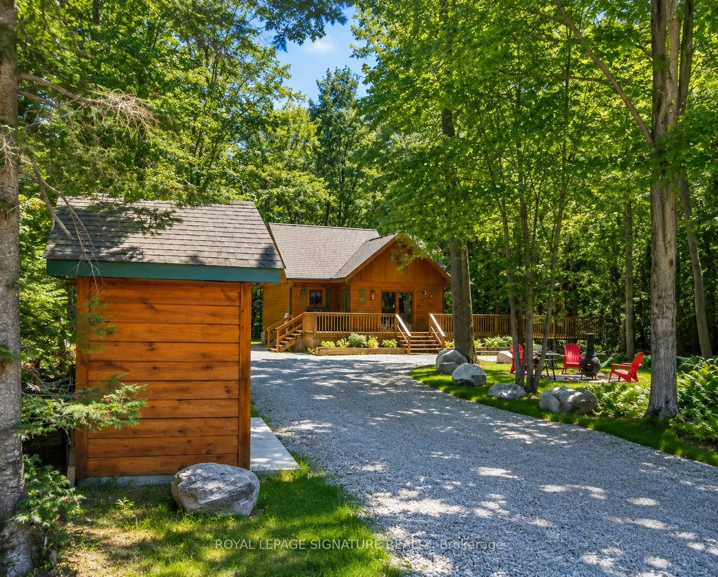 23 Crown Court, Tiny, ON, L9M 0J1