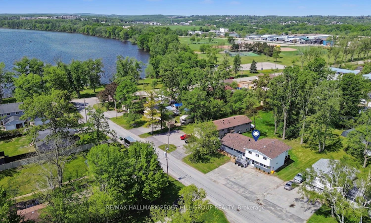 22 Olive Crescent