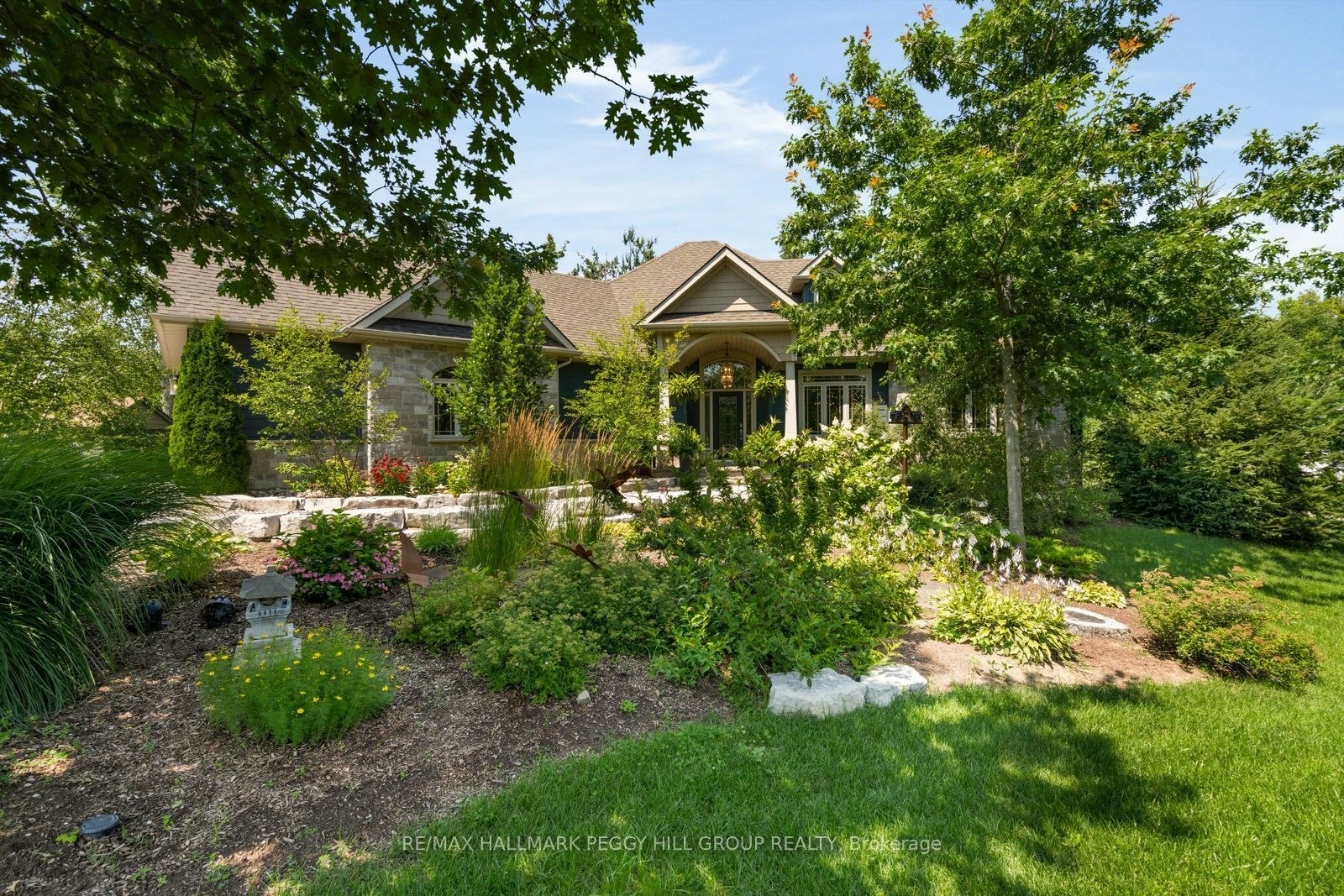 2127 Elana Drive, Severn, ON, L3V 0C1