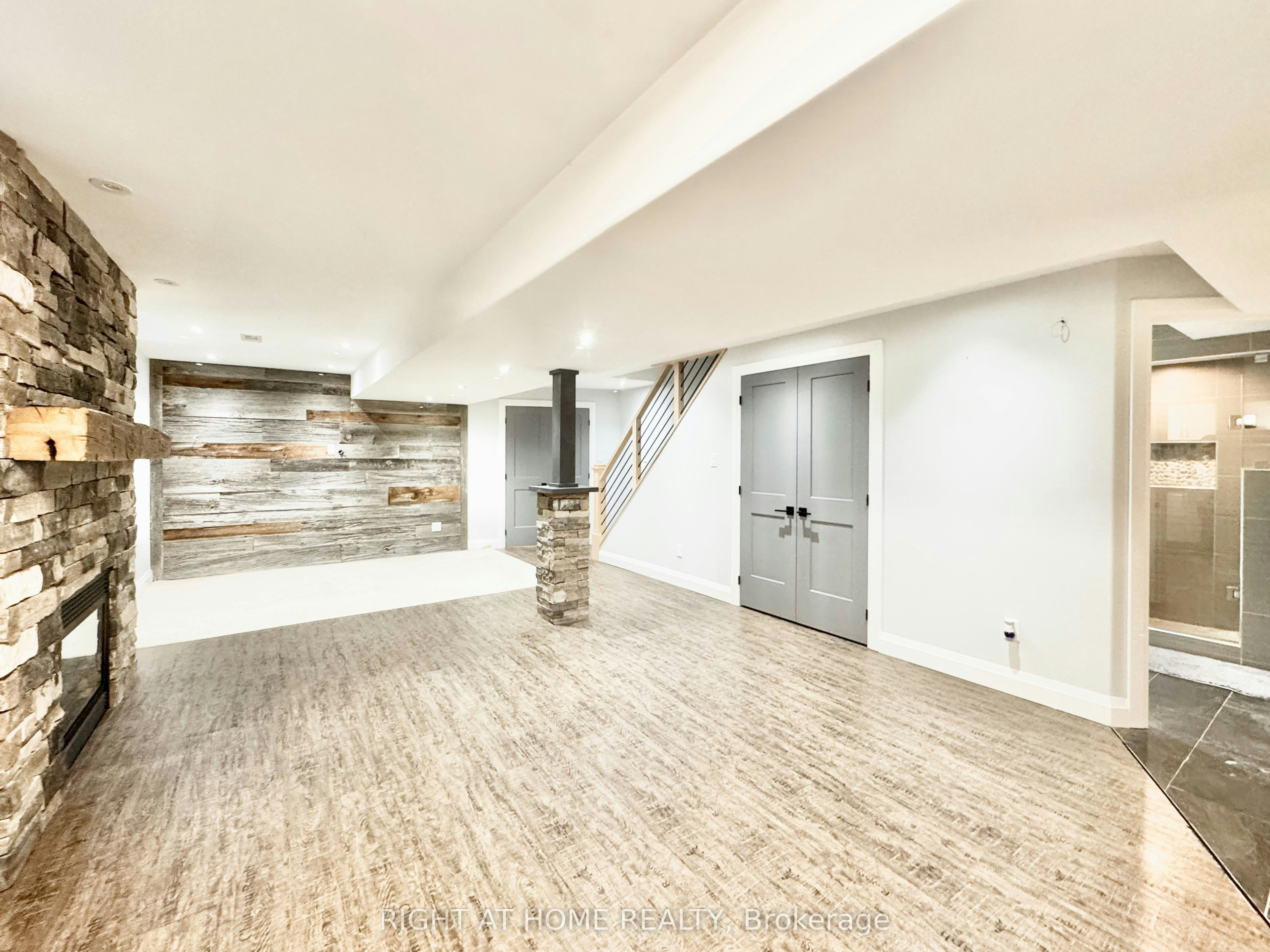 Lower-20 Prince Of Wales Drive, Barrie, ON, L4N 0T5 - 7