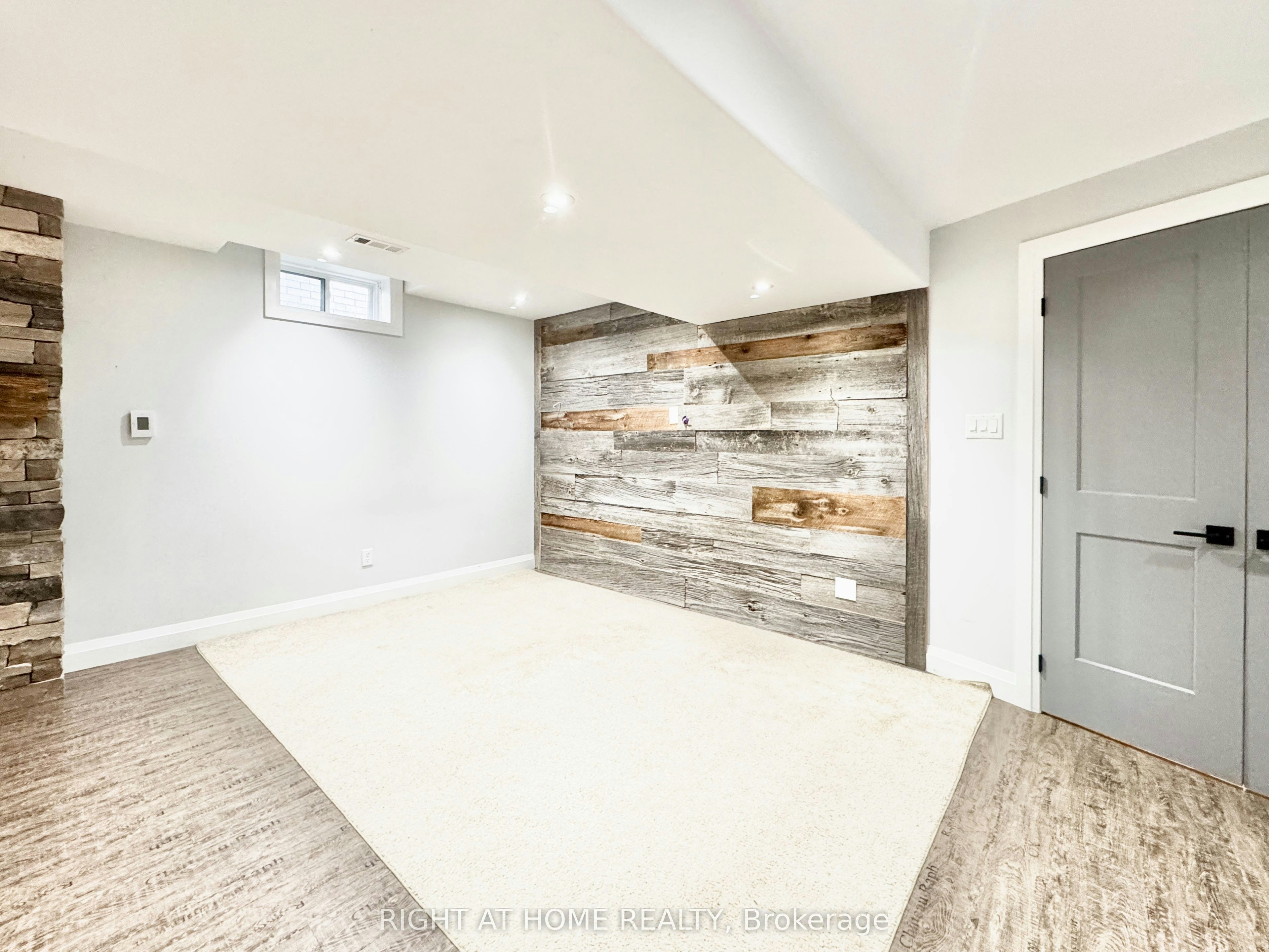 Lower-20 Prince Of Wales Drive, Barrie, ON, L4N 0T5 - 3