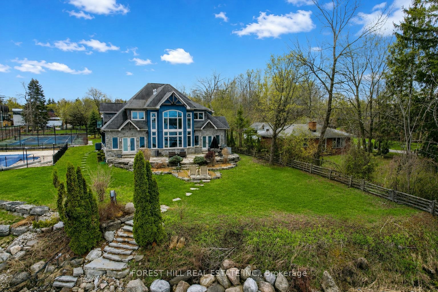 44-46 Gray Lane, Barrie, ON, L4N 7T1