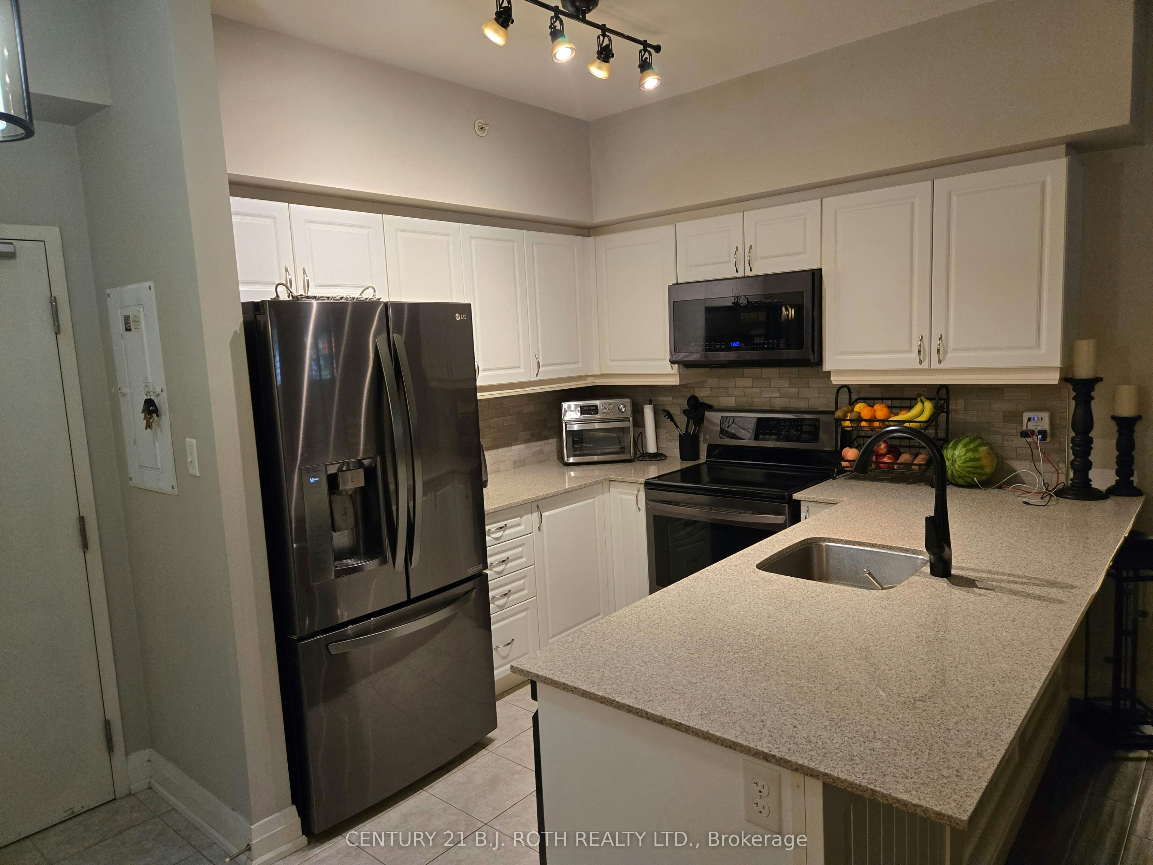 105-300 Essa Road, Barrie, ON, L9J 0B9 - 2