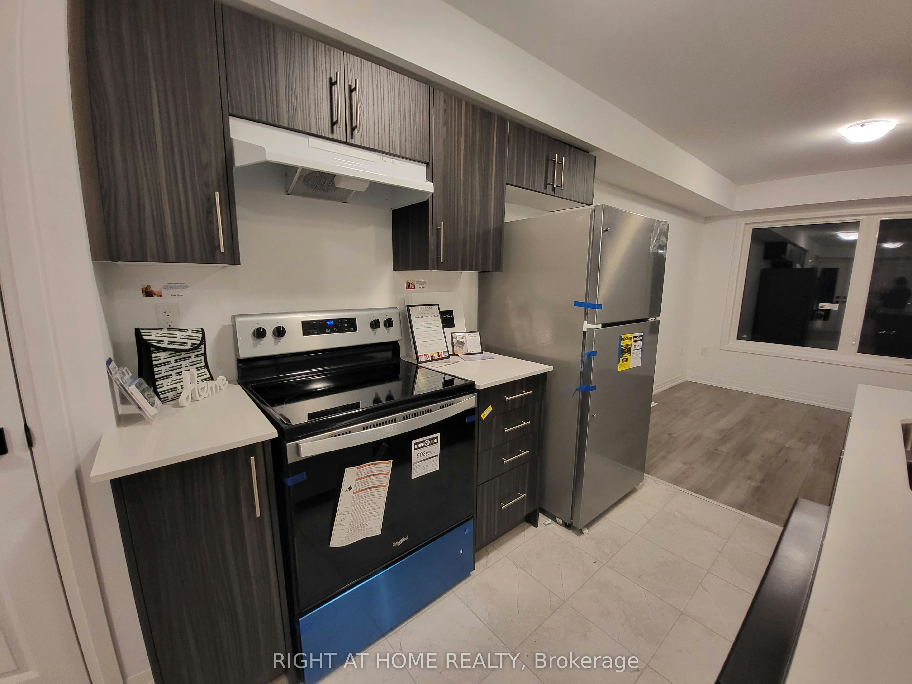 23 Fairlane Avenue, Barrie, ON, L9J 0N1 - 14