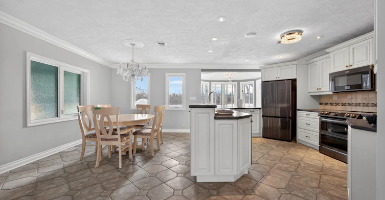 1563 15 16 Side Road E, Oro-Medonte, ON, L0L 1T0 - 11