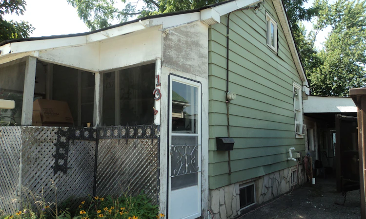 137 Dufferin Street