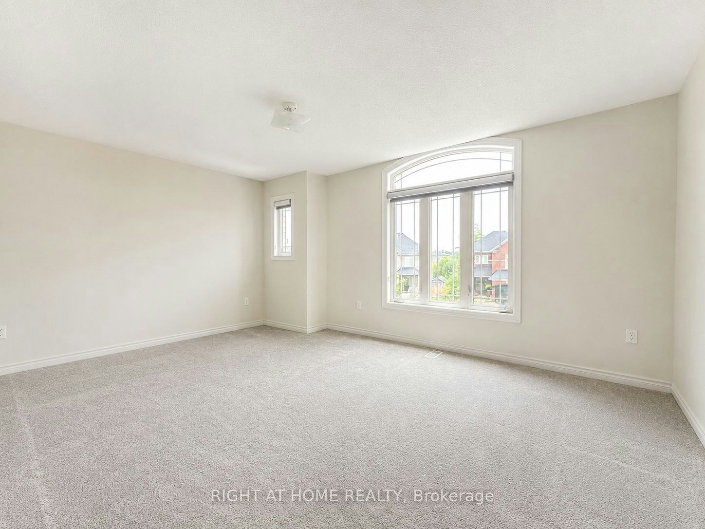 8 Pearl Street, Wasaga Beach, ON, L9Z 0G9 - 19