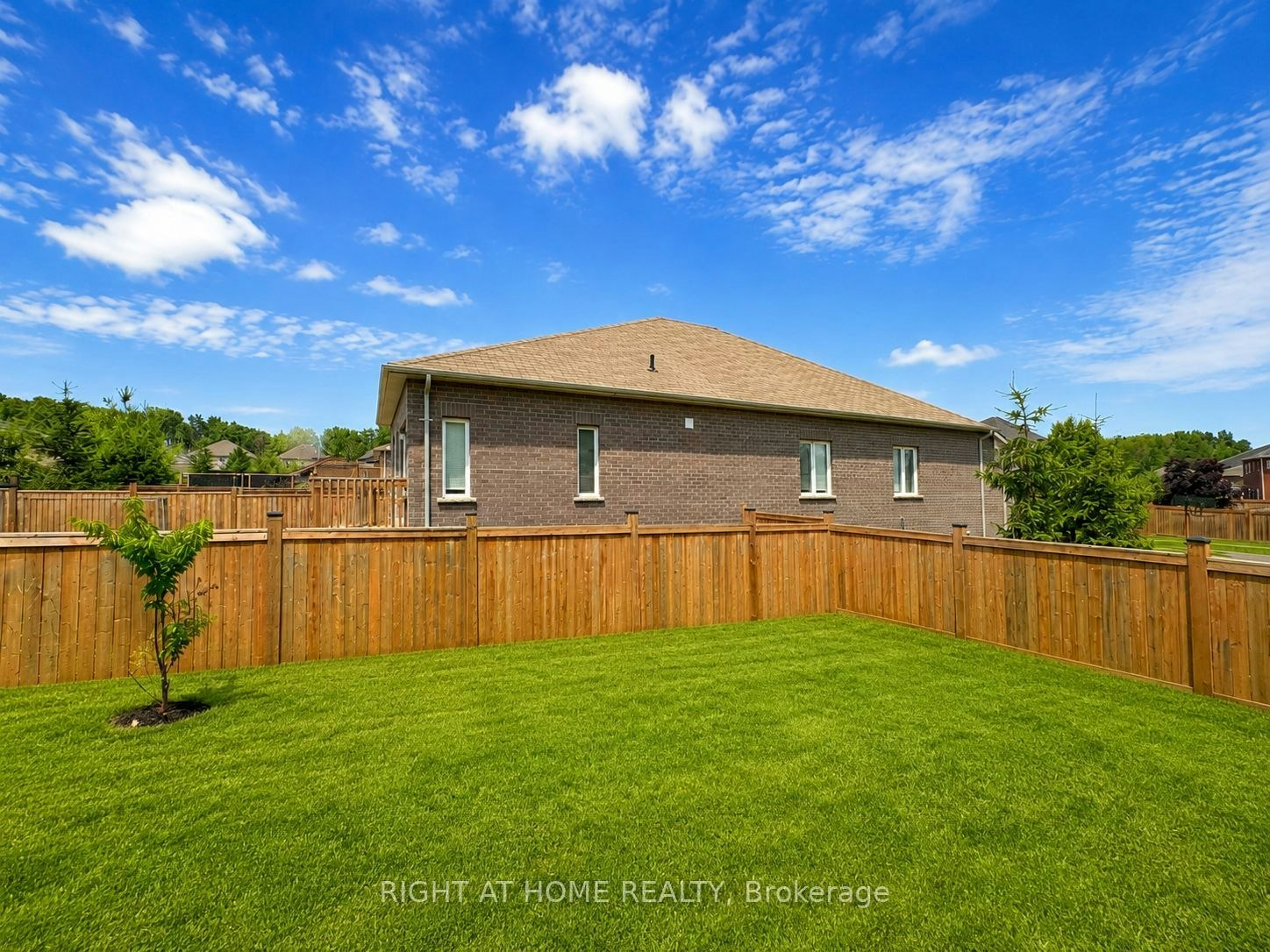 8 Pearl Street, Wasaga Beach, ON, L9Z 0G9 - 33