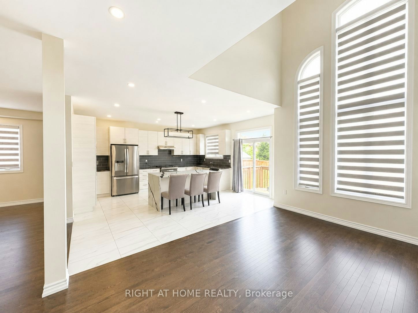 8 Pearl Street, Wasaga Beach, ON, L9Z 0G9 - 10