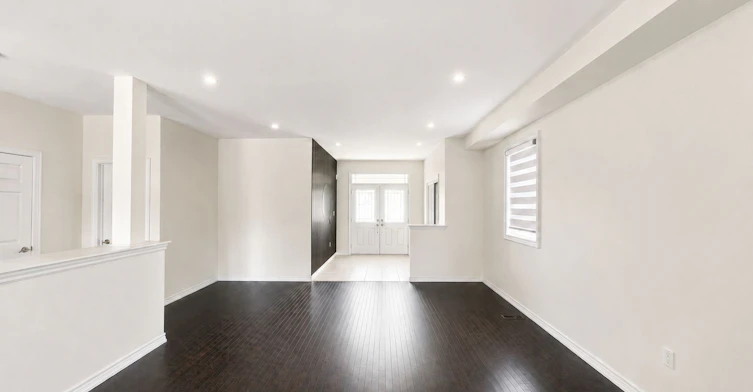 8 Pearl Street, Wasaga Beach, ON, L9Z 0G9 - 3