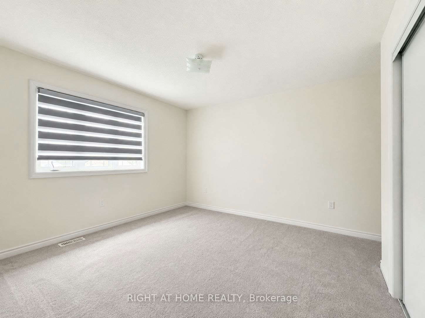 8 Pearl Street, Wasaga Beach, ON, L9Z 0G9 - 25