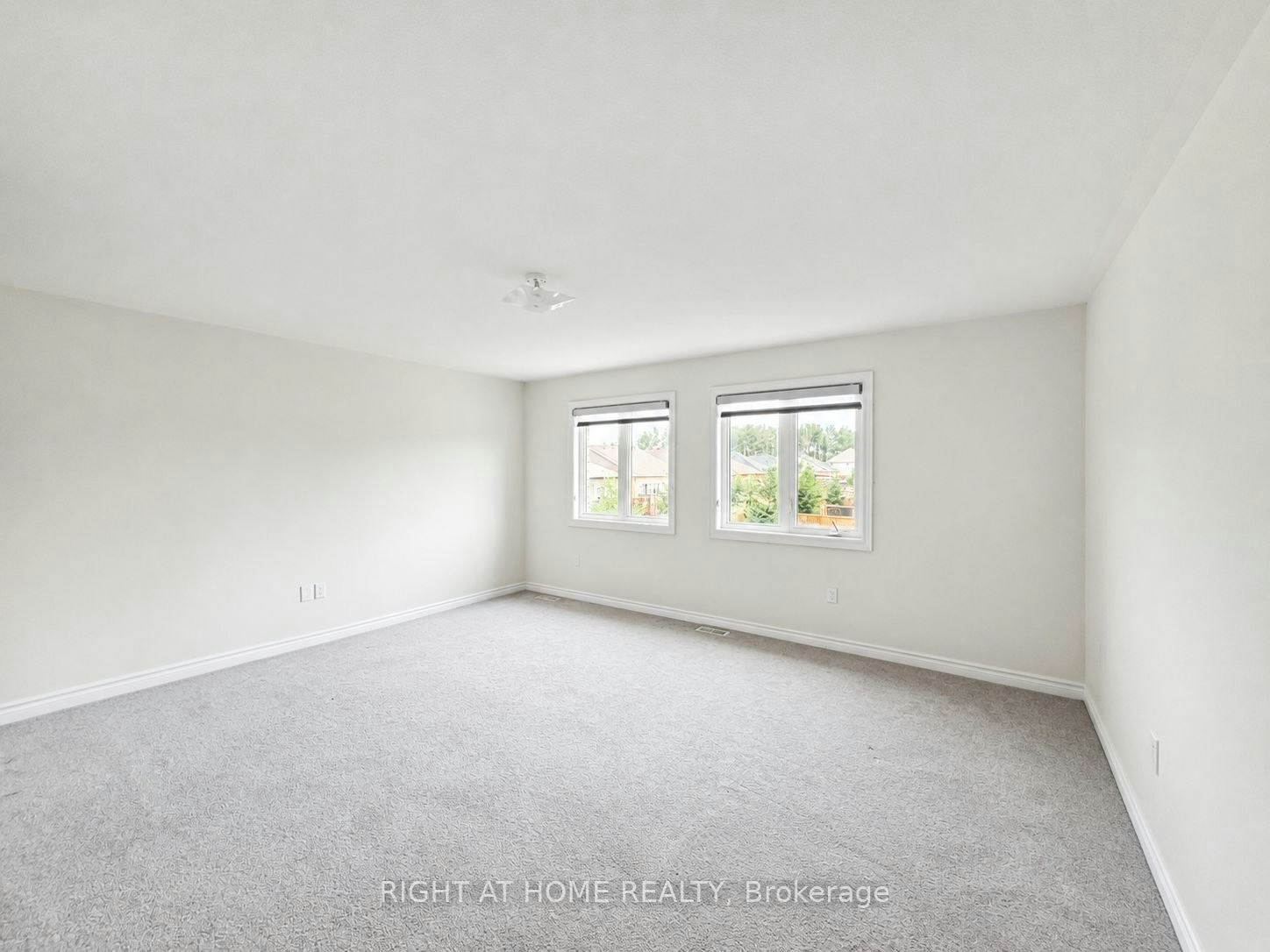 8 Pearl Street, Wasaga Beach, ON, L9Z 0G9 - 15