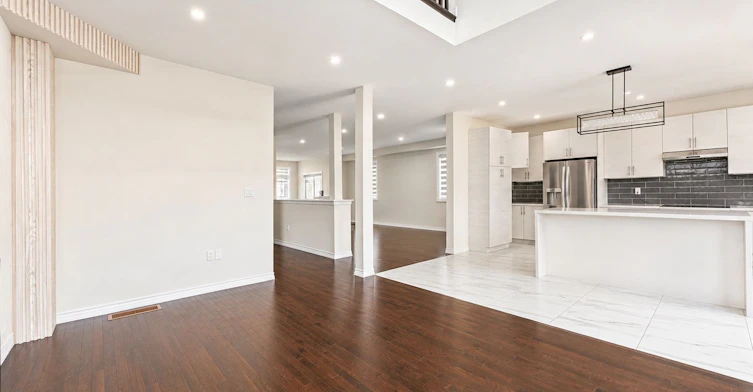 8 Pearl Street, Wasaga Beach, ON, L9Z 0G9 - 9