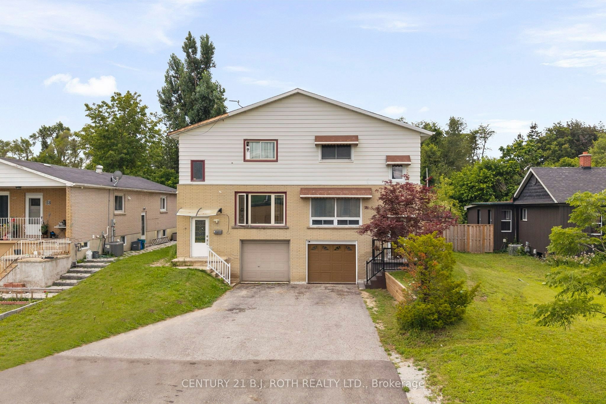 14 Innisfil Street, Barrie, ON, L4N 3C9