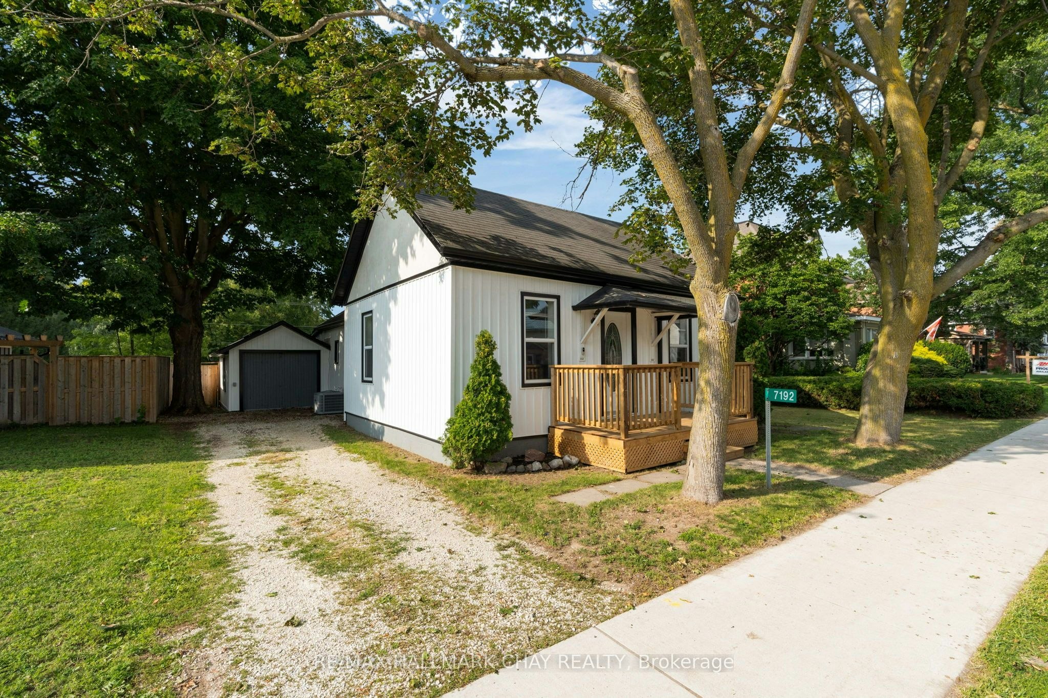 7192 26 Highway, Clearview, ON, L0M 1S0