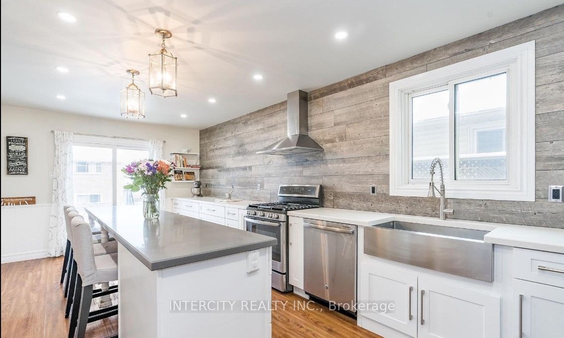 79 Kinzie Lane, Barrie, ON, L4M 5Z8 - 11