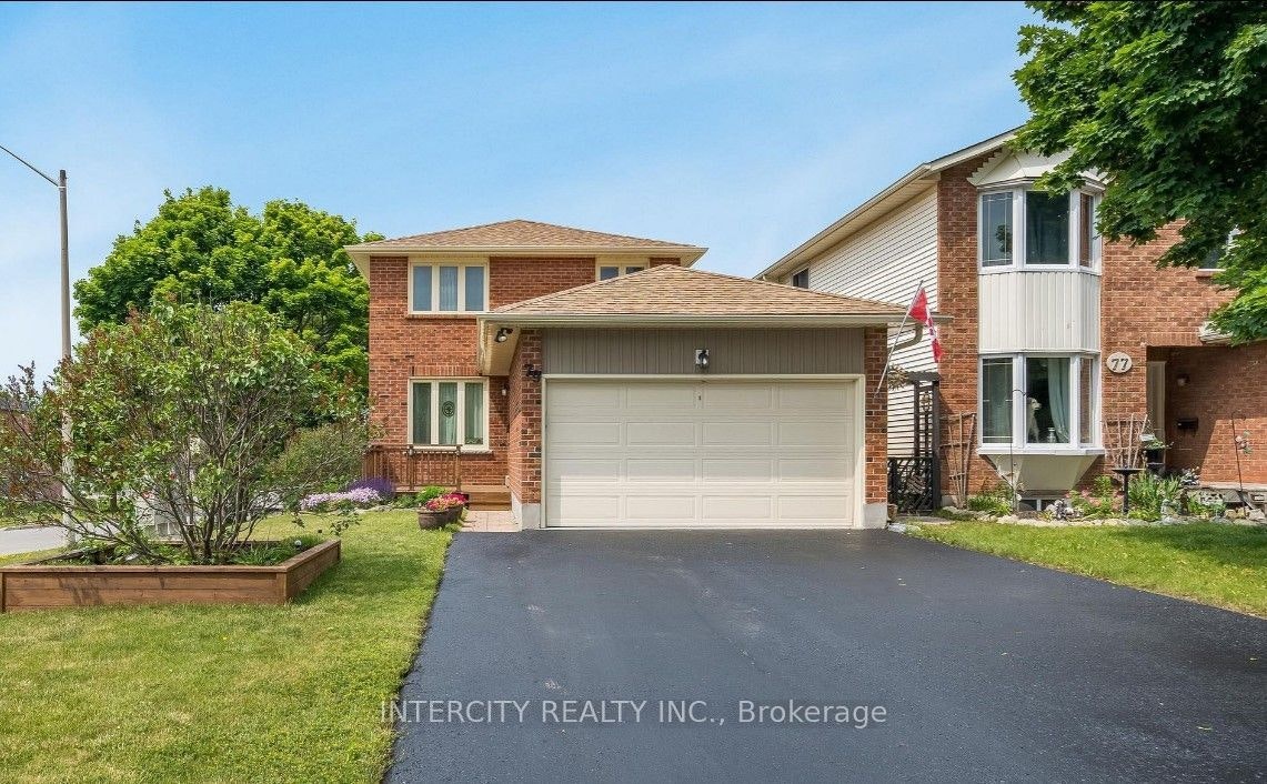 79 Kinzie Lane, Barrie, ON, L4M 5Z8 - 2