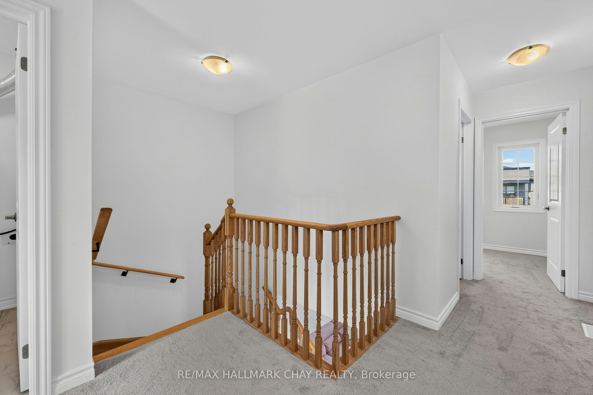 11 Pumpkin Corner Crescent, Barrie, ON, L9J 0T5 - 16