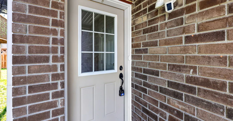 11 Pumpkin Corner Crescent, Barrie, ON, L9J 0T5 - 2