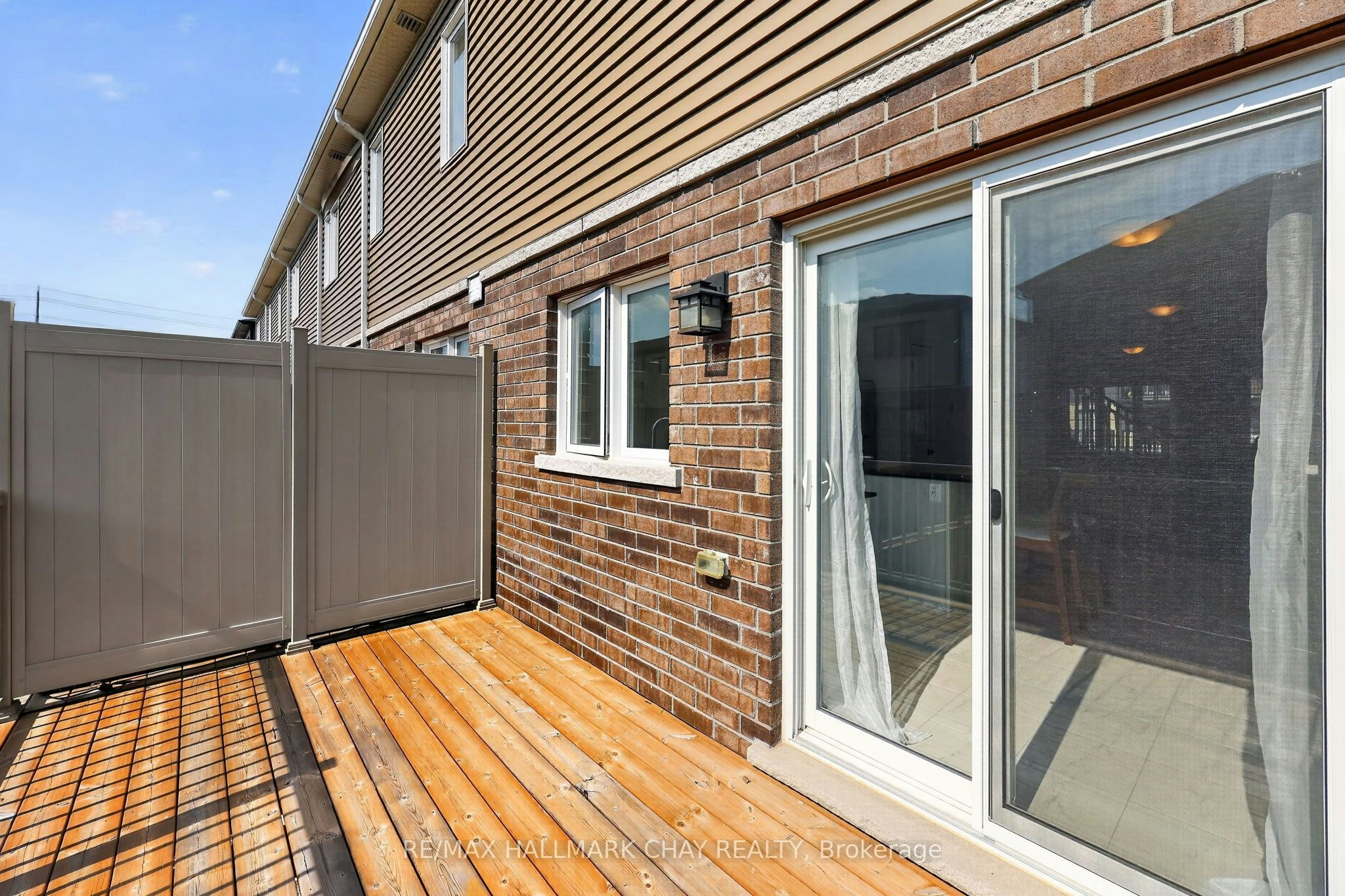 11 Pumpkin Corner Crescent, Barrie, ON, L9J 0T5 - 10