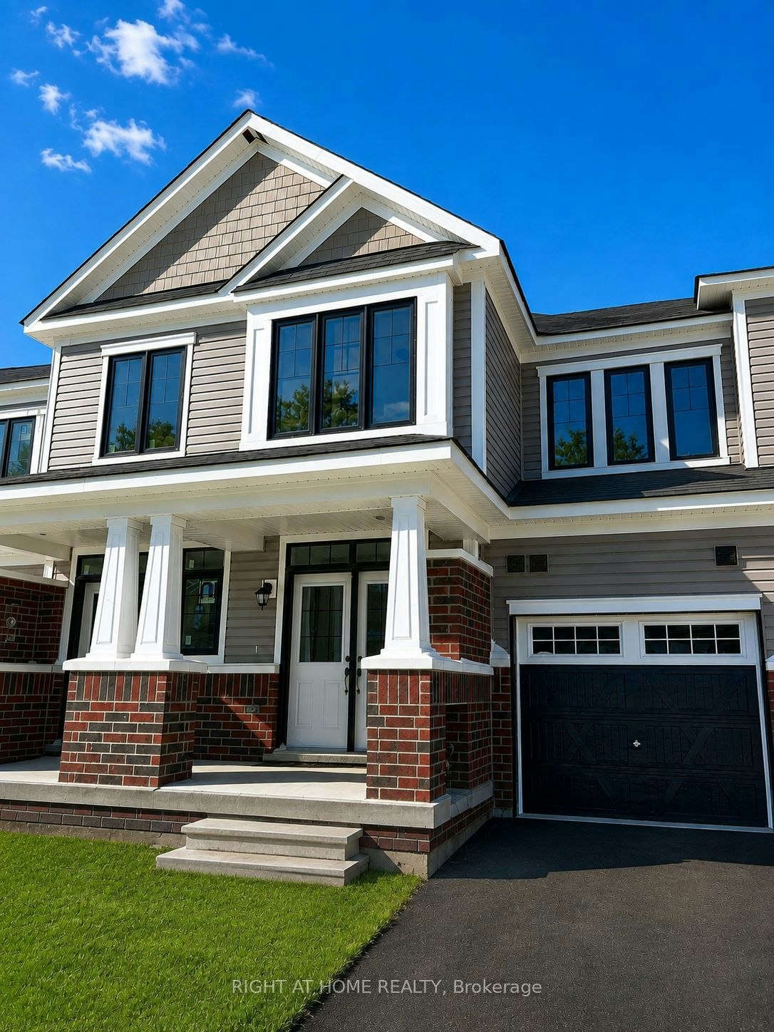 17 Rochester Drive, Barrie, ON, L9S 2Z8