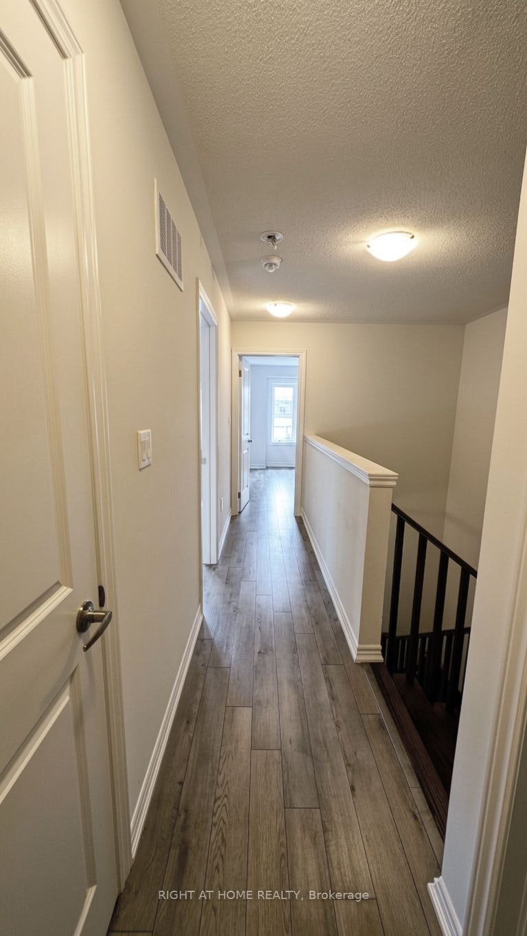 17 Rochester Drive, Barrie, ON, L9S 2Z8 - 12