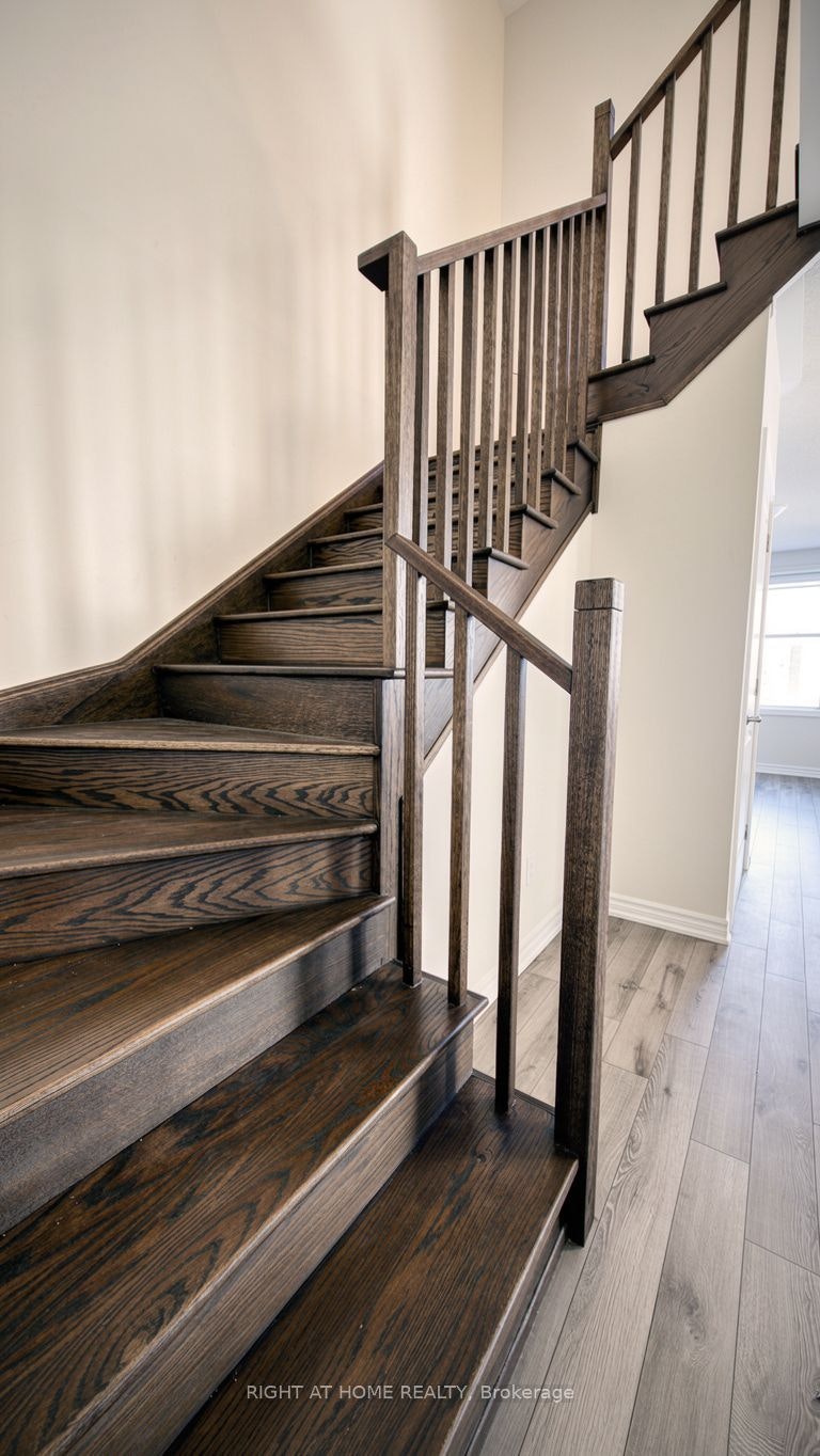 17 Rochester Drive, Barrie, ON, L9S 2Z8 - 10