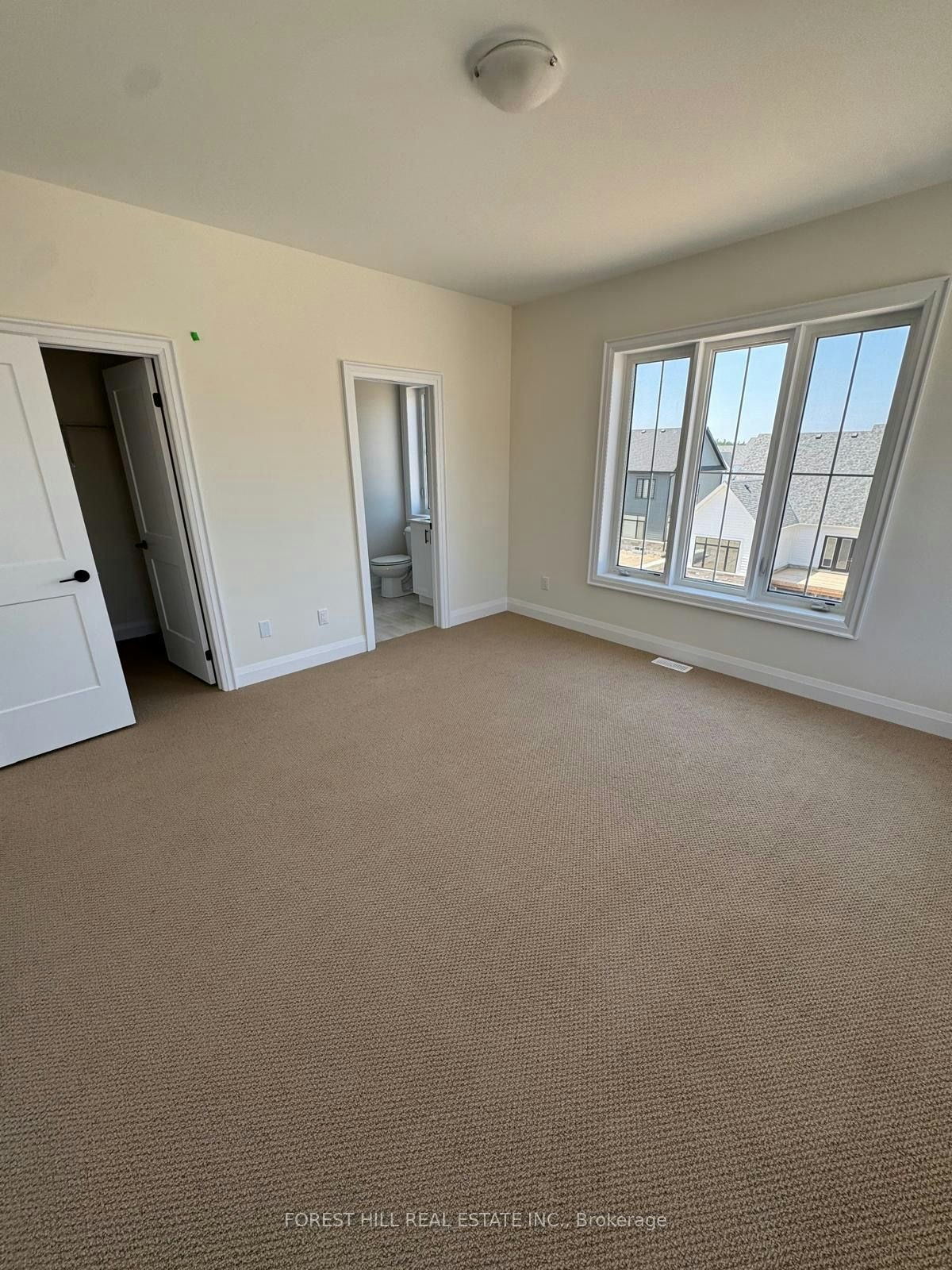 2 Herbert Avenue, Oro-Medonte, ON, L0L 2L0