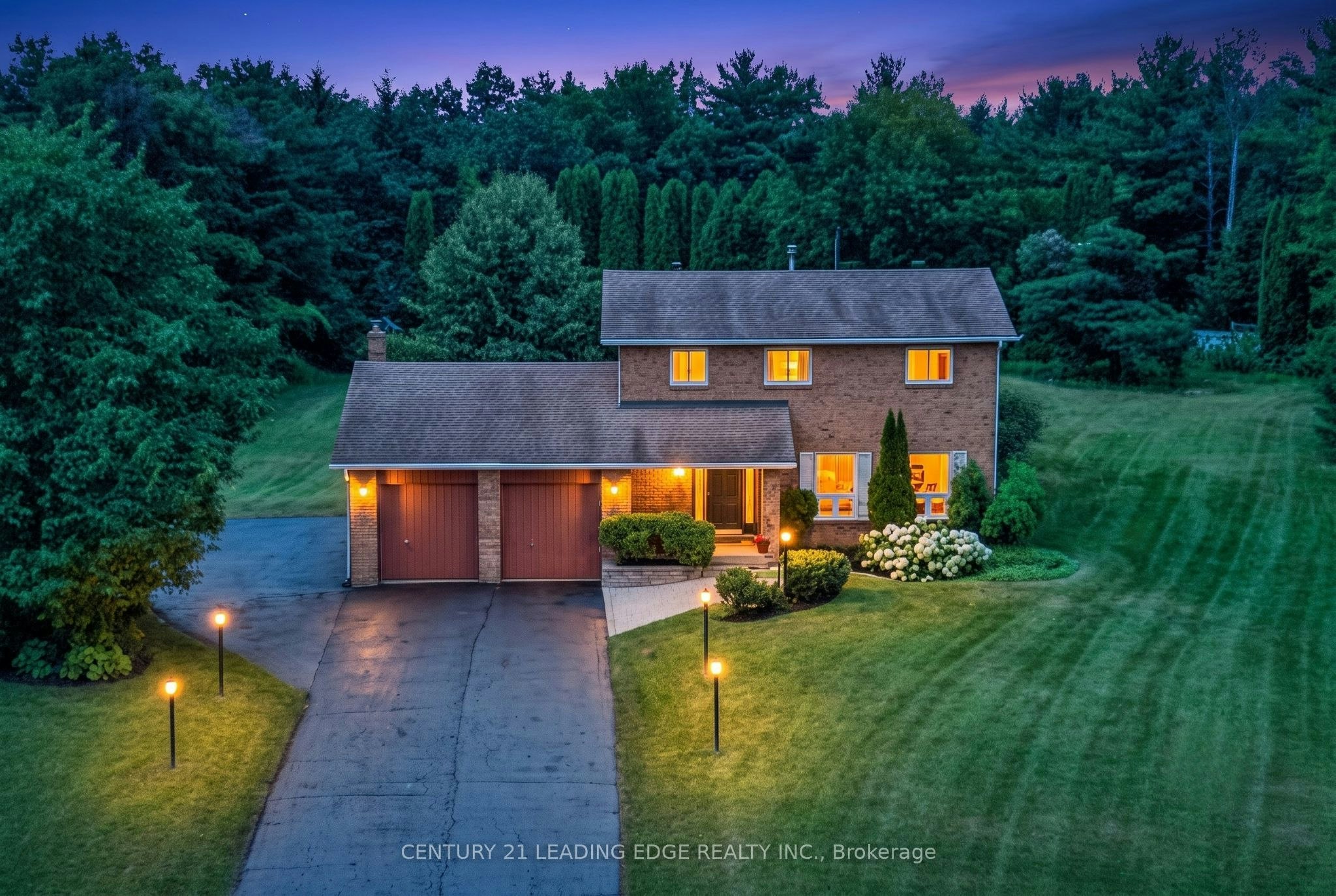 6 Cairns Boulevard, Springwater, ON, L9X 0N8