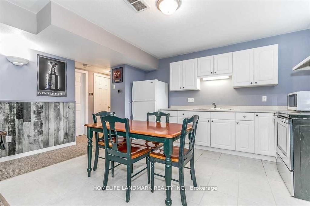 B 41 Gross Drive, Barrie, ON, L4N 0P2 - 4