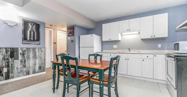 B 41 Gross Drive, Barrie, ON, L4N 0P2 - 4