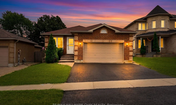 39 Hanmer Street E