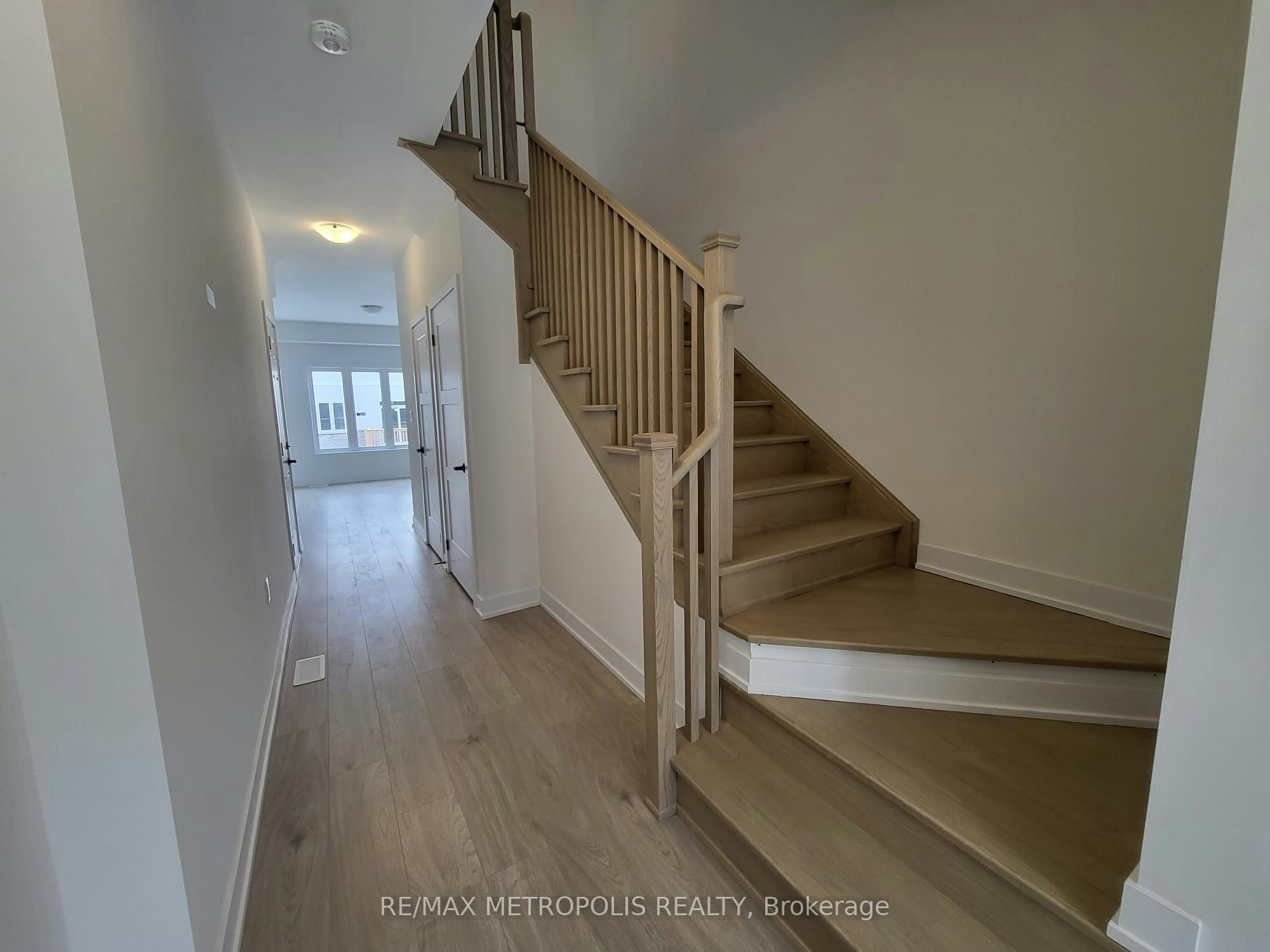 13 Hay Lane, Barrie, ON, L9J 0V5 - 4
