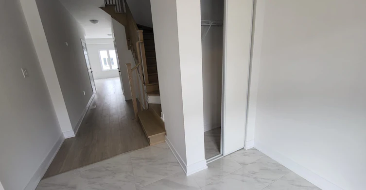13 Hay Lane, Barrie, ON, L9J 0V5 - 3