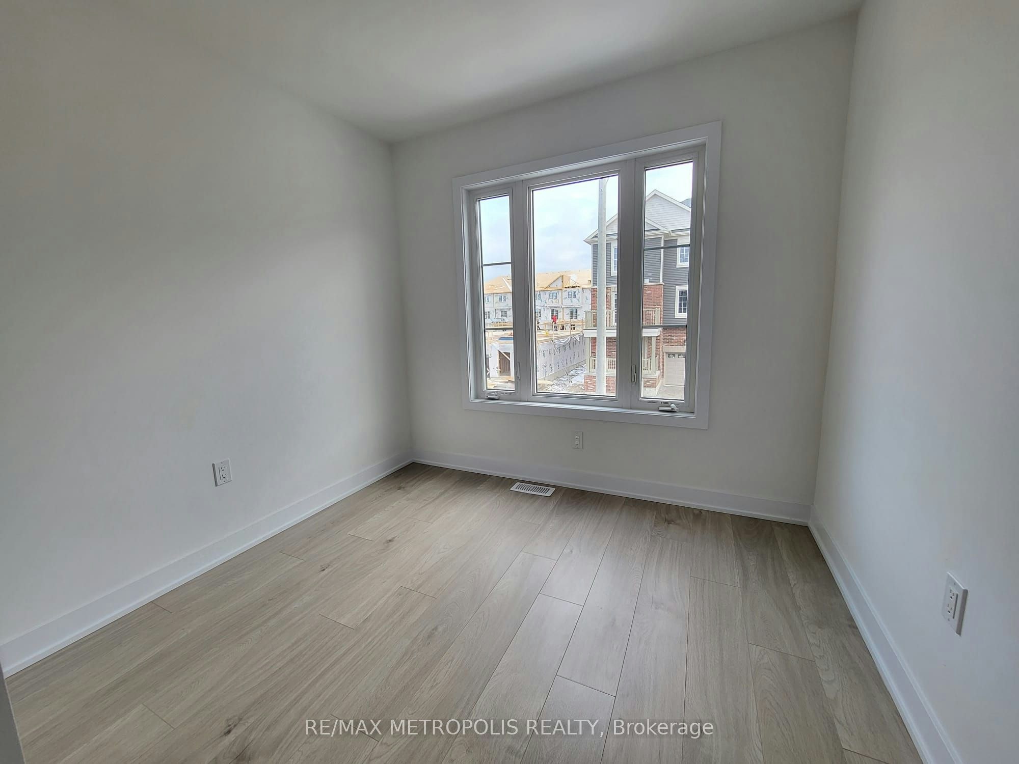 13 Hay Lane, Barrie, ON, L9J 0V5 - 22
