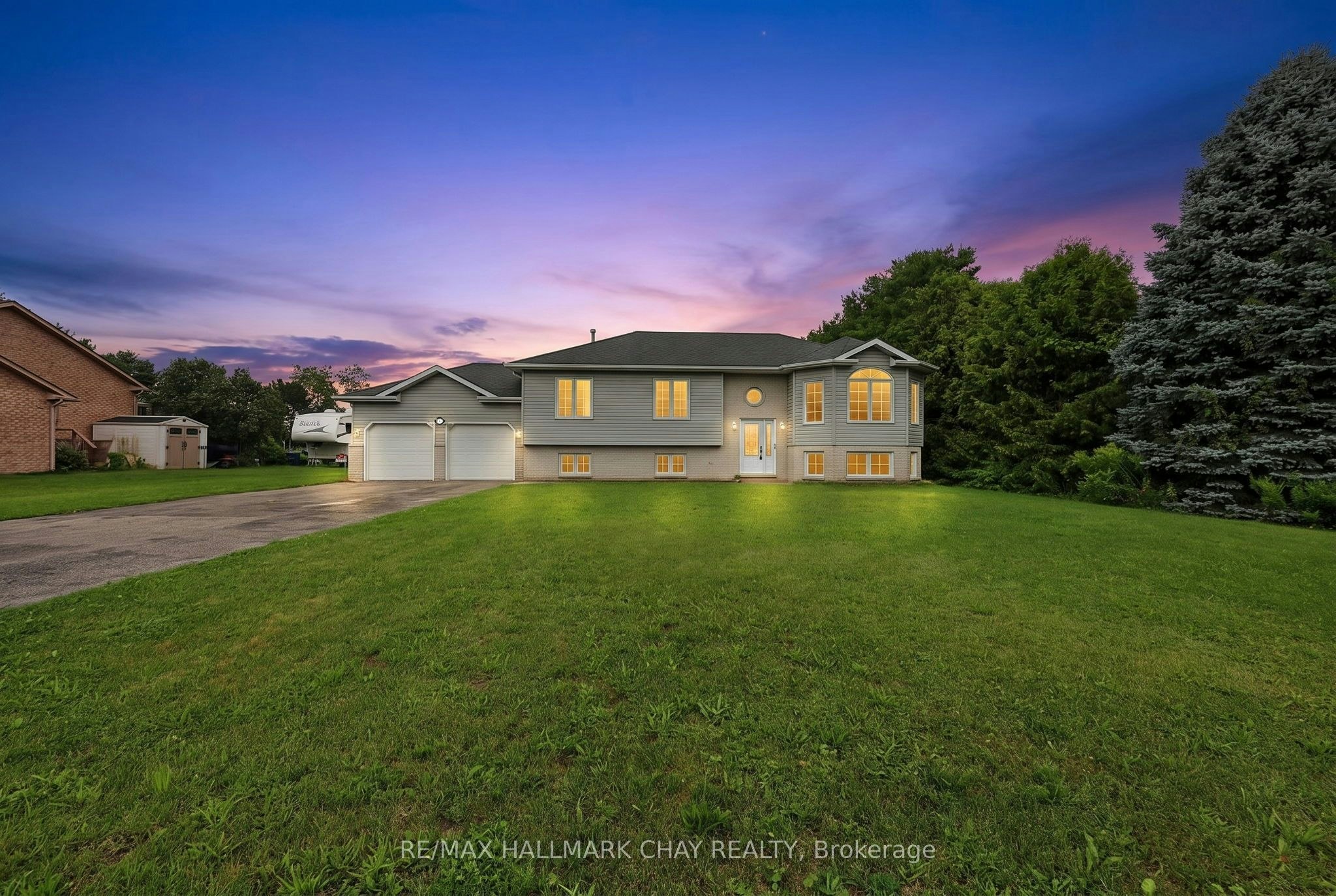 1 Dean Court, Wasaga Beach, ON, L9Z 1J9