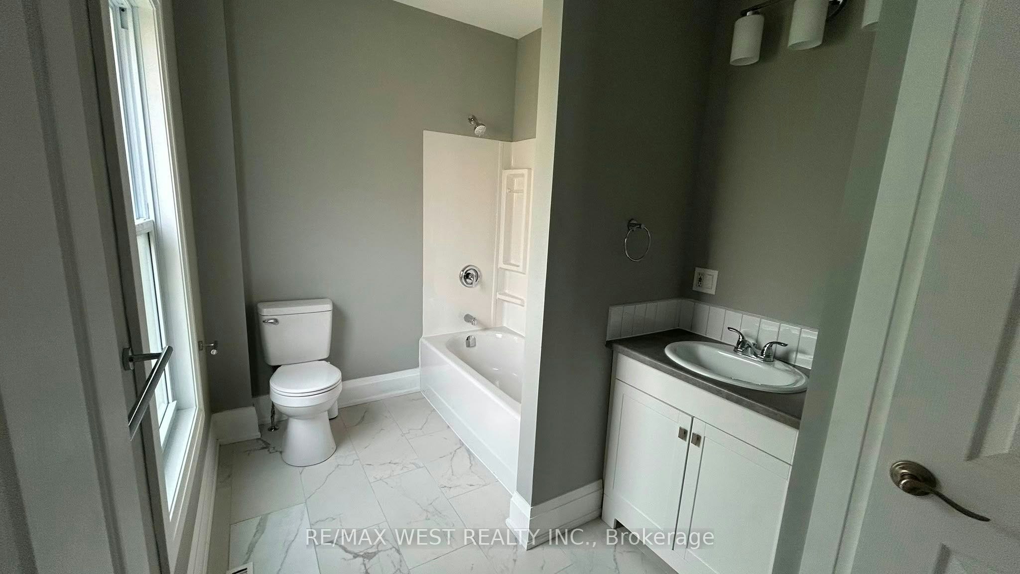 1-16 Albert Street N, Orillia, ON, L3V 5K1 - 5