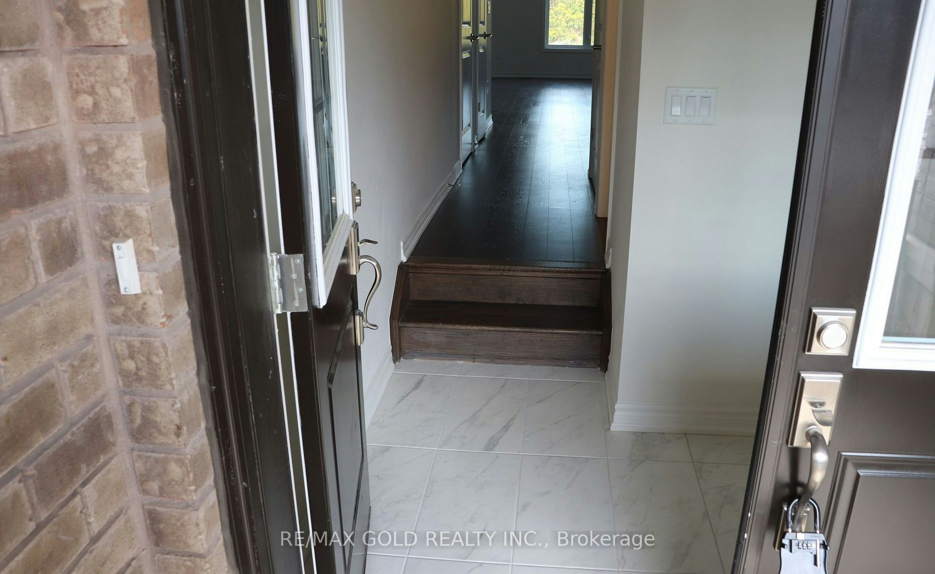 147 Shepherd Drive, Barrie, ON, L9J 0P9 - 2